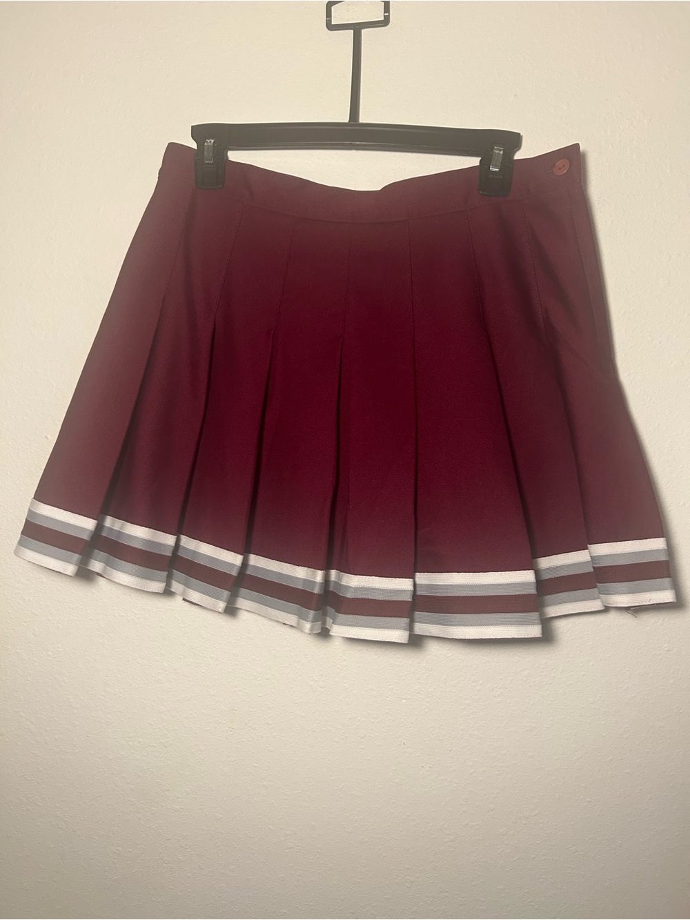 Vintage Women’s Pleated Maroon Gameday Skirt with Stripe Trim